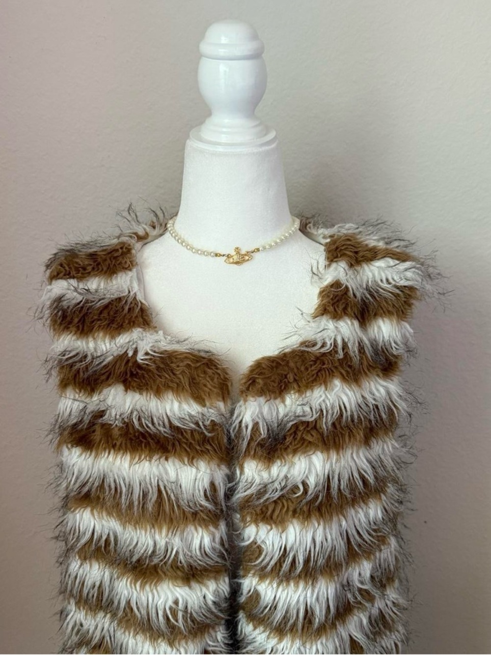 Signature Studio Brown and White Faux Fur Striped Vest - Picture 2 of 5